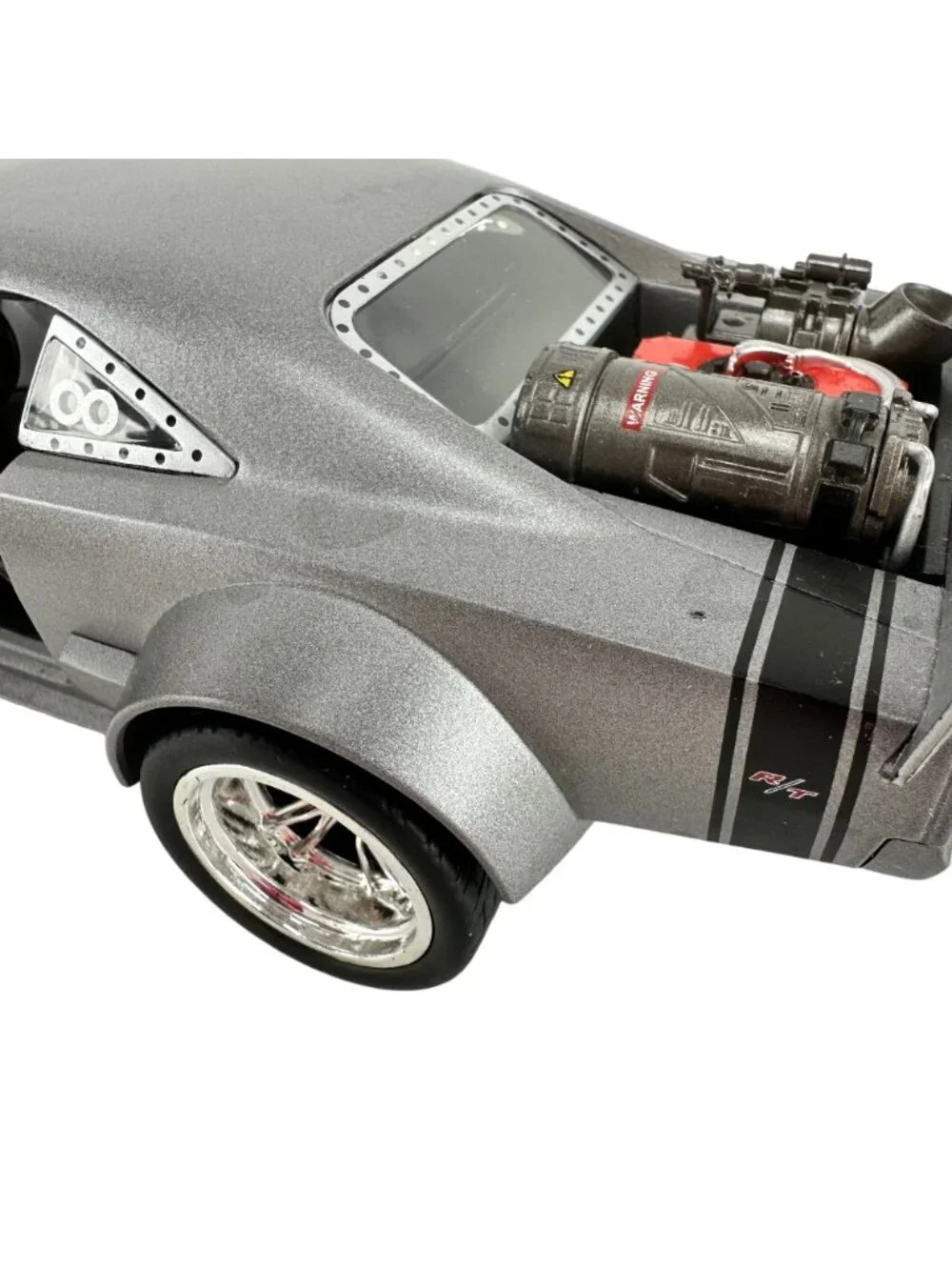 Jada Toys The Fast and The Furious 8 Dom's Ice Charger Die Cast Model 1:24 Scale